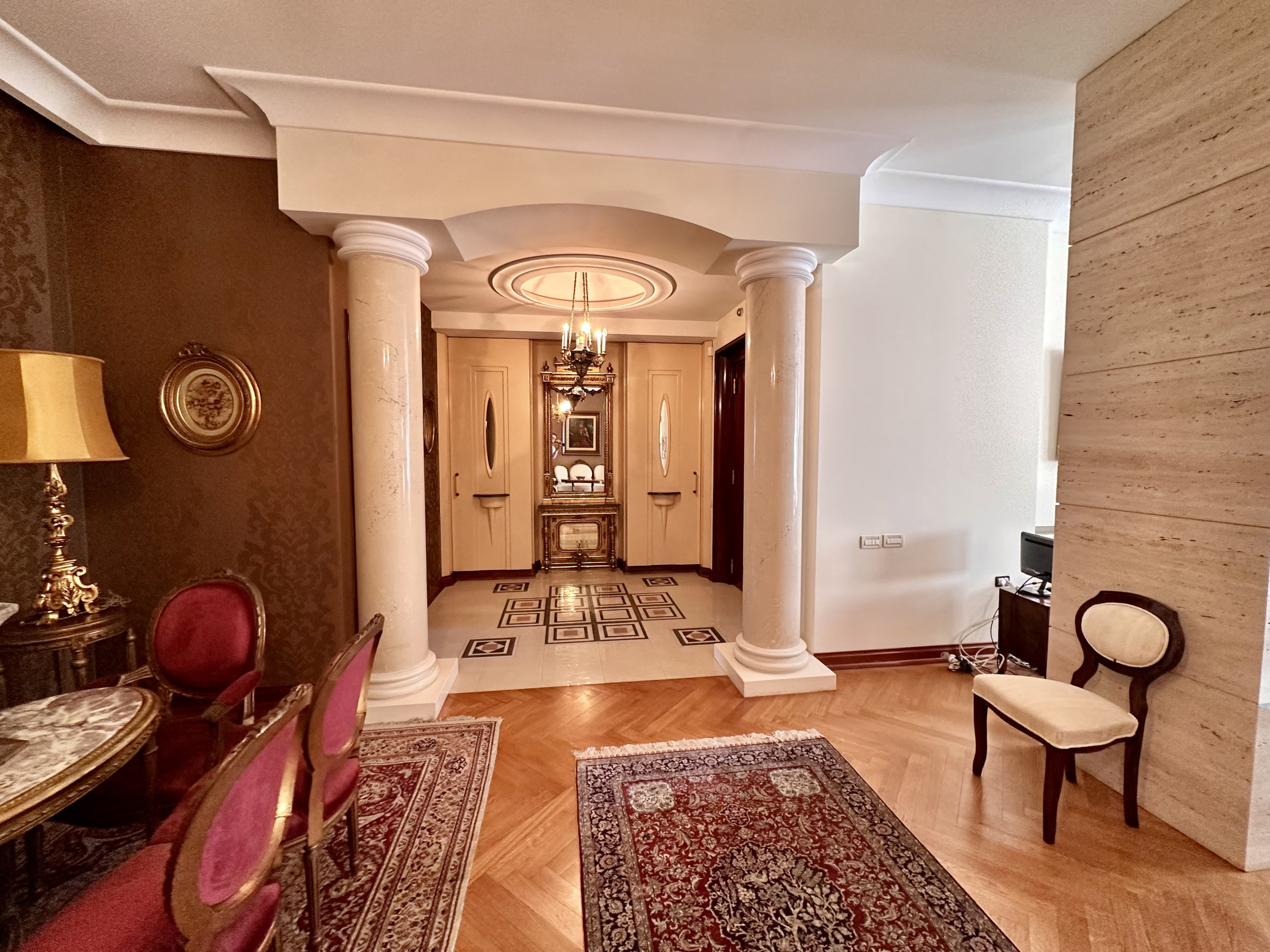 IMG_4701 Resavska ulica | Salonski stan 220 m² | Vanvremenski