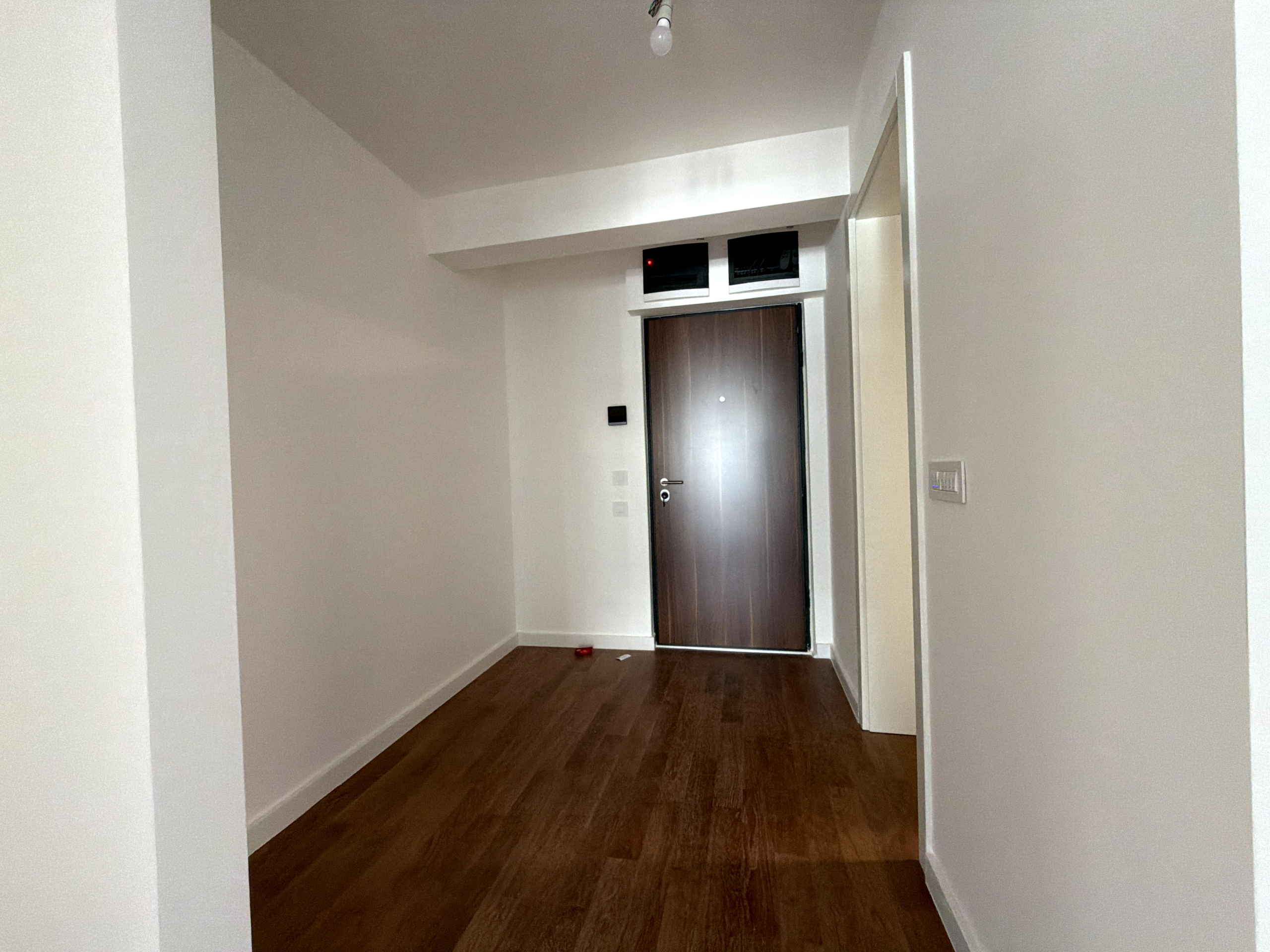 IMG_1389 Zemona Nova, Zemun – useljiv četvorosoban stan od 134,4 m² na 5. spratu