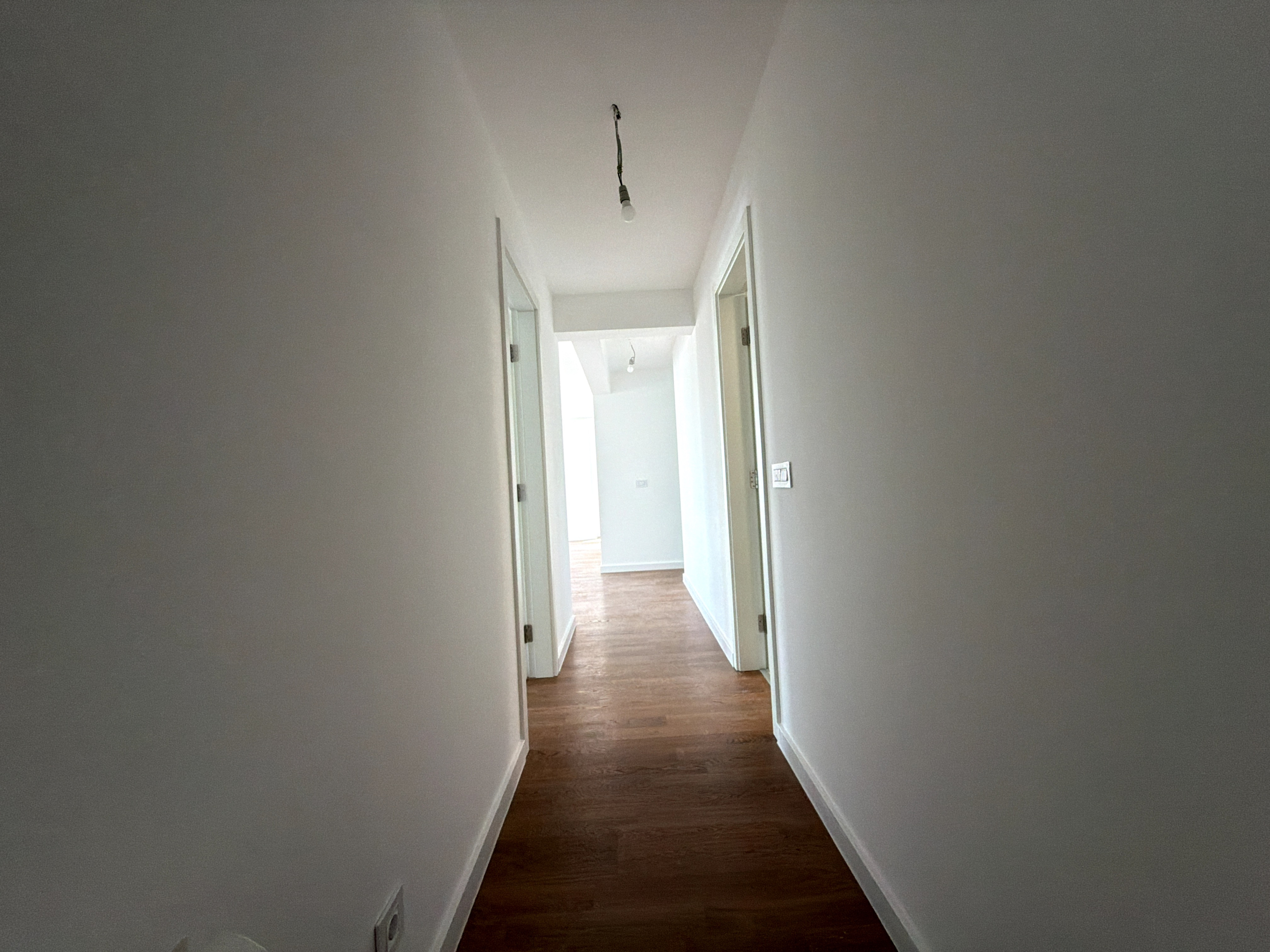 IMG_1390 Zemona Nova, Zemun – useljiv četvorosoban stan od 134,4 m² na 5. spratu