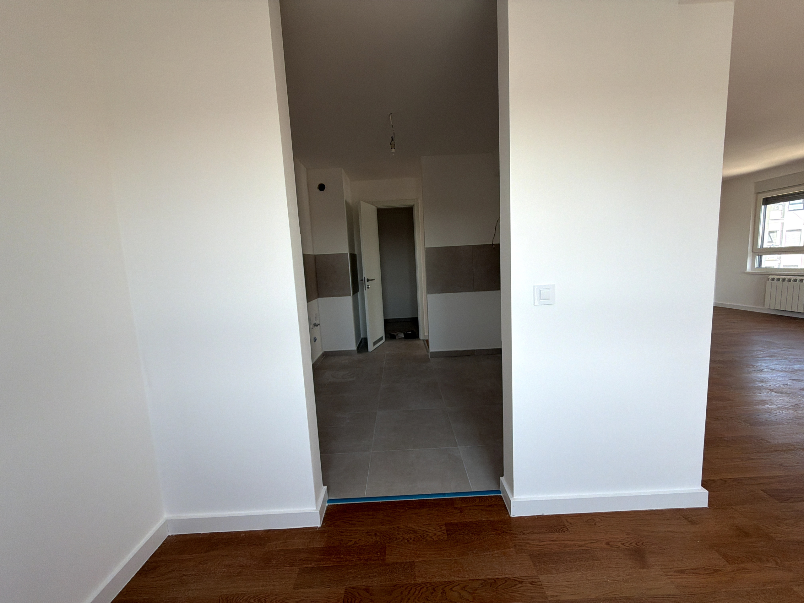 IMG_1403 Zemona Nova, Zemun – useljiv četvorosoban stan od 134,4 m² na 5. spratu